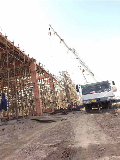 富县25 吨、50 吨吊车怎么选？多大重量 / 半径适合对应车型？